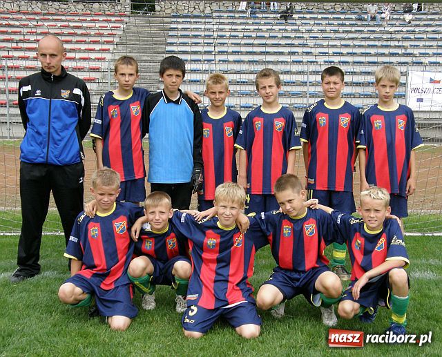 Zdjęcie w galerii na portalu naszraciborz.pl: Drużyna Fotbal Frydek - Mistek najlepsza wiadomości z regionu