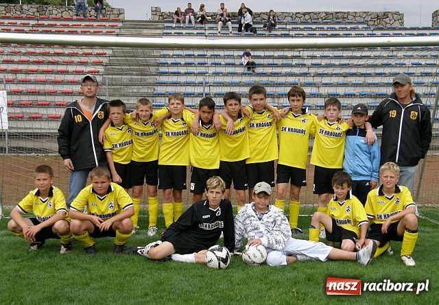 Zdjęcie w galerii na portalu naszraciborz.pl: Drużyna Fotbal Frydek - Mistek najlepsza wiadomości z regionu