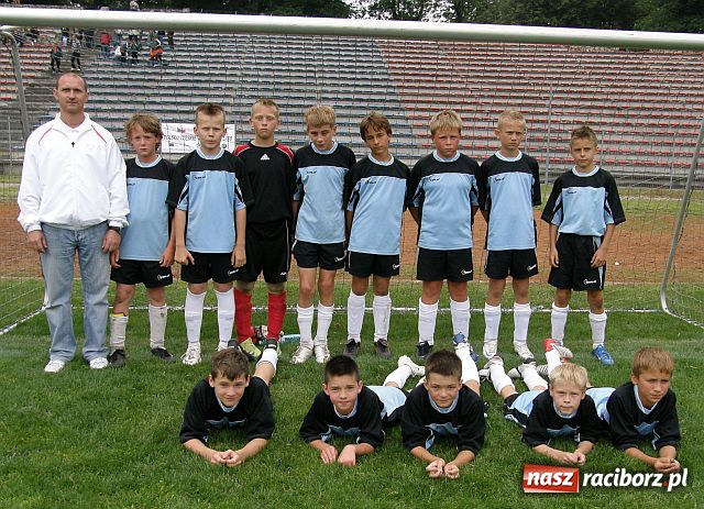 Zdjęcie w galerii na portalu naszraciborz.pl: Drużyna Fotbal Frydek - Mistek najlepsza wiadomości z regionu