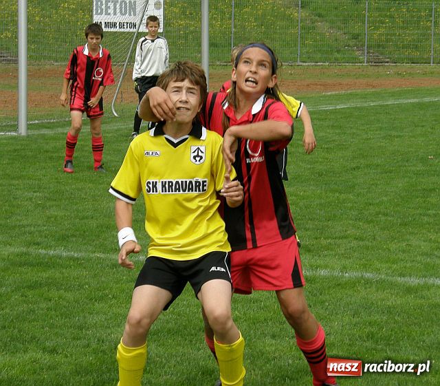 Zdjęcie w galerii na portalu naszraciborz.pl: Drużyna Fotbal Frydek - Mistek najlepsza wiadomości z regionu