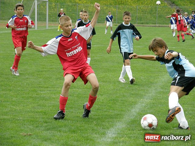 Zdjęcie w galerii na portalu naszraciborz.pl: Drużyna Fotbal Frydek - Mistek najlepsza wiadomości z regionu