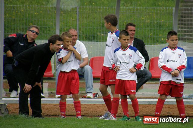 Zdjęcie w galerii na portalu naszraciborz.pl: Drużyna Fotbal Frydek - Mistek najlepsza wiadomości z regionu