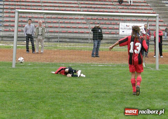 Zdjęcie w galerii na portalu naszraciborz.pl: Drużyna Fotbal Frydek - Mistek najlepsza wiadomości z regionu