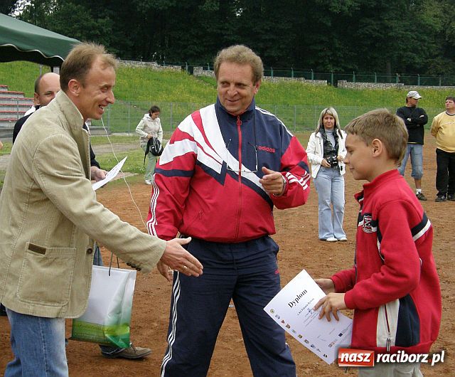 Zdjęcie w galerii na portalu naszraciborz.pl: Drużyna Fotbal Frydek - Mistek najlepsza wiadomości z regionu