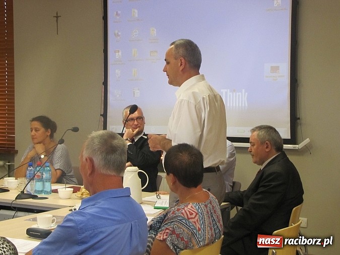 Zdjęcie w galerii na portalu naszraciborz.pl: Służby i OPS-y przeciwko przemocy w rodzinie  wiadomości z regionu