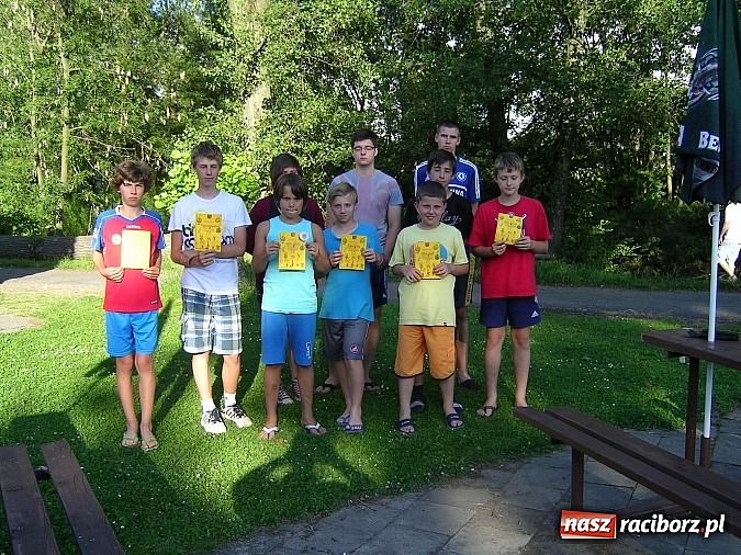 Zdjęcie w galerii na portalu naszraciborz.pl: Powrót tenisistów z obozu sportowo-rekreacyjnego wiadomości z regionu