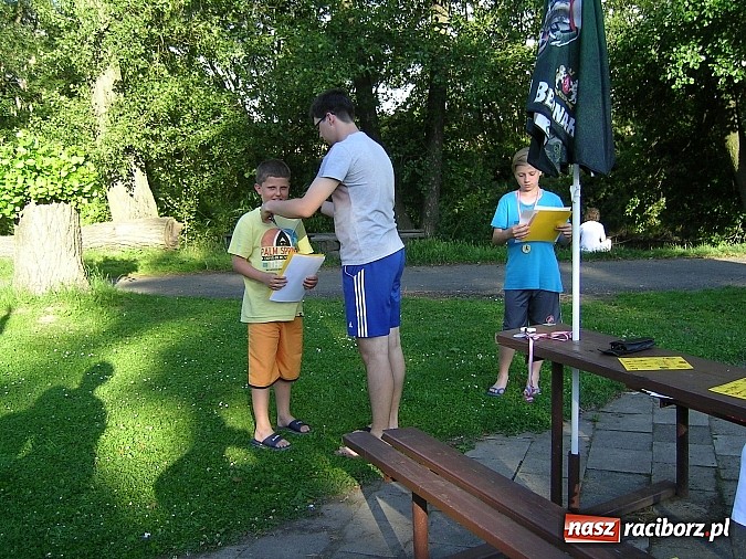 Zdjęcie w galerii na portalu naszraciborz.pl: Powrót tenisistów z obozu sportowo-rekreacyjnego wiadomości z regionu