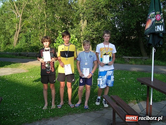 Zdjęcie w galerii na portalu naszraciborz.pl: Powrót tenisistów z obozu sportowo-rekreacyjnego wiadomości z regionu