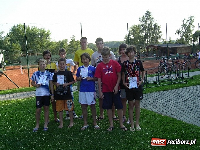 Zdjęcie w galerii na portalu naszraciborz.pl: Powrót tenisistów z obozu sportowo-rekreacyjnego wiadomości z regionu