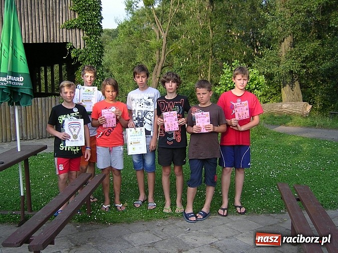 Zdjęcie w galerii na portalu naszraciborz.pl: Powrót tenisistów z obozu sportowo-rekreacyjnego wiadomości z regionu