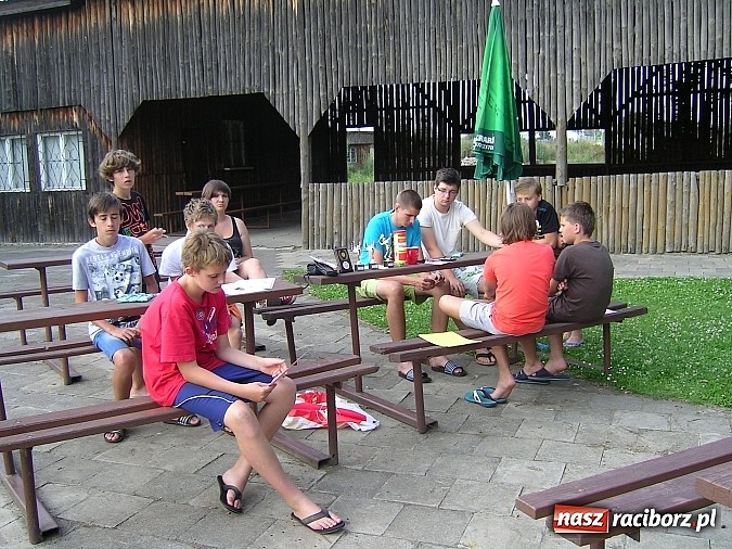 Zdjęcie w galerii na portalu naszraciborz.pl: Powrót tenisistów z obozu sportowo-rekreacyjnego wiadomości z regionu