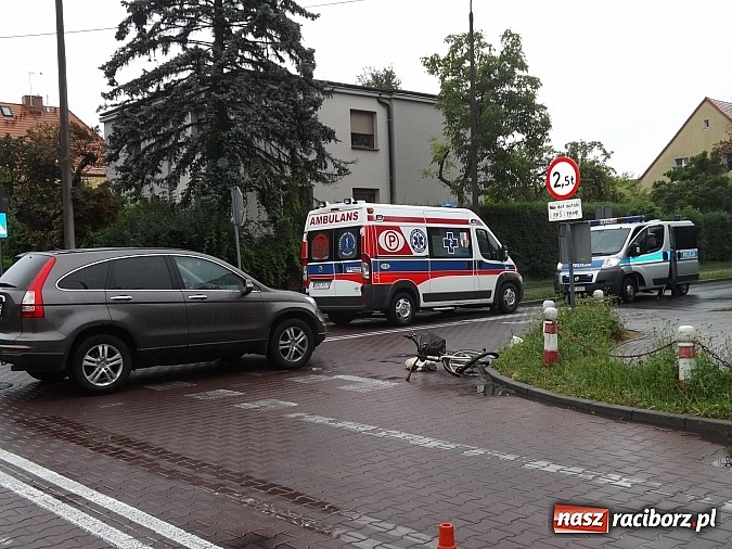 Zdjęcie w galerii na portalu naszraciborz.pl: Potrącenie rowerzystki na ścieżce rowerowej! wiadomości z regionu