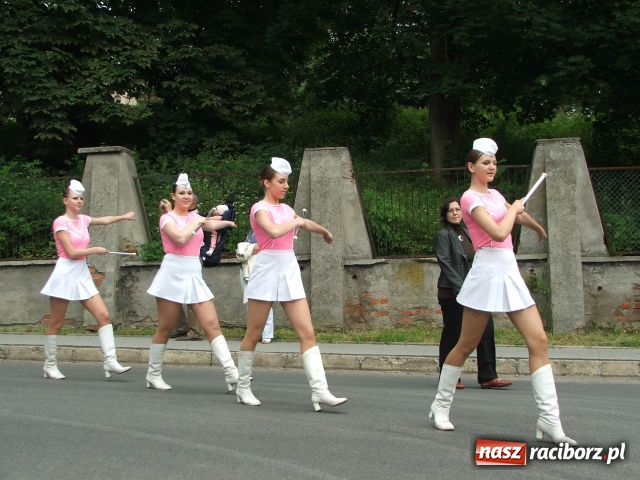 Zdjęcie w galerii na portalu naszraciborz.pl: Festyn mniejszości w Krowiarkach wiadomości z regionu