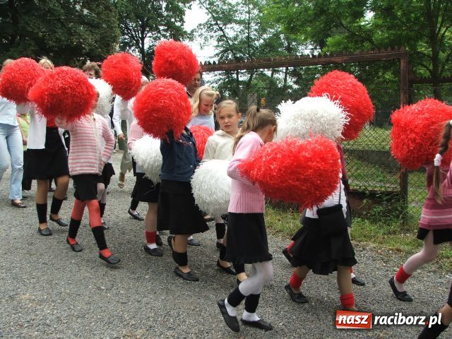 Zdjęcie w galerii na portalu naszraciborz.pl: Festyn mniejszości w Krowiarkach wiadomości z regionu
