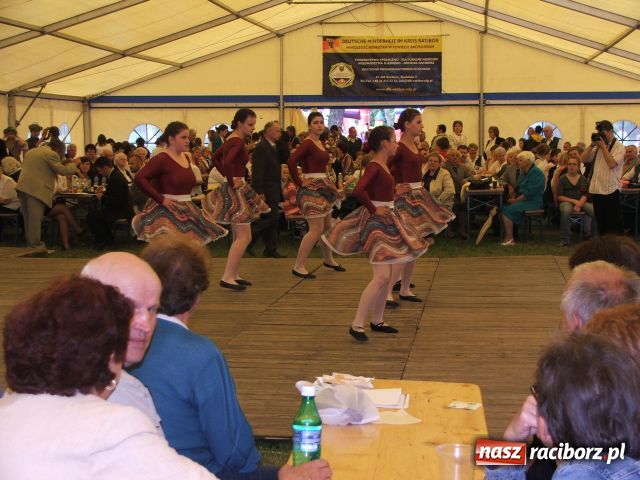 Zdjęcie w galerii na portalu naszraciborz.pl: Festyn mniejszości w Krowiarkach wiadomości z regionu