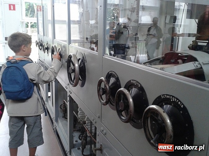 Zdjęcie w galerii na portalu naszraciborz.pl: Dzieci z Nowoczesnej w Radiostacji w Gliwicach wiadomości z regionu