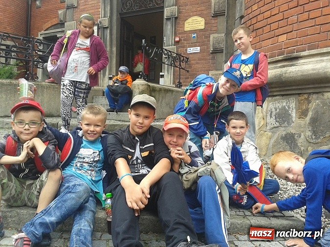 Zdjęcie w galerii na portalu naszraciborz.pl: Dzieci z Nowoczesnej w Radiostacji w Gliwicach wiadomości z regionu