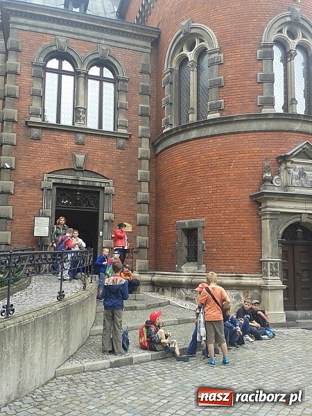 Zdjęcie w galerii na portalu naszraciborz.pl: Dzieci z Nowoczesnej w Radiostacji w Gliwicach wiadomości z regionu