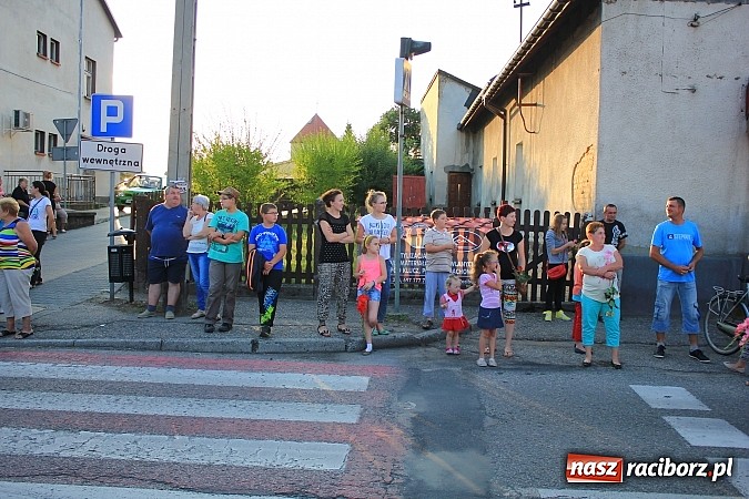 Zdjęcie w galerii na portalu naszraciborz.pl: Pielgrzymi wrócili z Jasnej Góry wiadomości z regionu