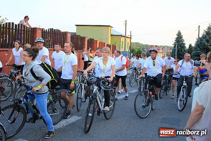 Zdjęcie w galerii na portalu naszraciborz.pl: Pielgrzymi wrócili z Jasnej Góry wiadomości z regionu