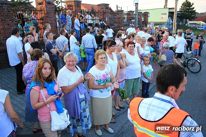 Zdjęcie w galerii na portalu naszraciborz.pl: Pielgrzymi wrócili z Jasnej Góry wiadomości z regionu