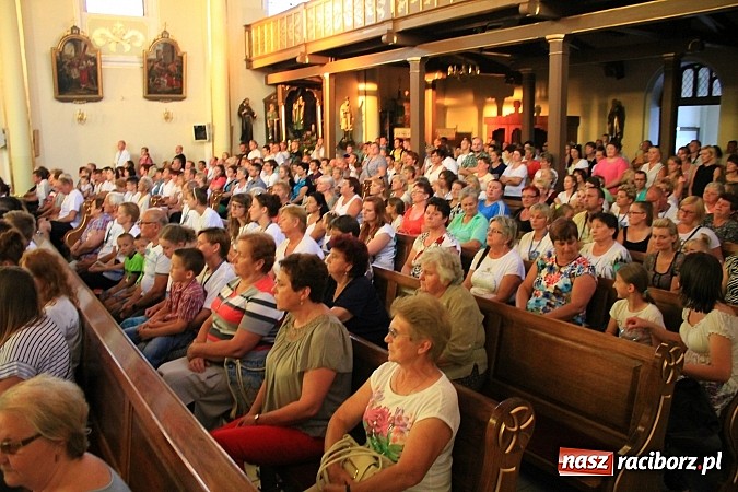 Zdjęcie w galerii na portalu naszraciborz.pl: Pielgrzymi wrócili z Jasnej Góry wiadomości z regionu
