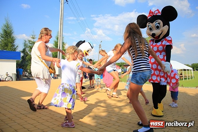 Zdjęcie w galerii na portalu naszraciborz.pl: Festyn sportowy i otwarcie placu zabaw wiadomości z regionu
