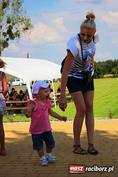 Zdjęcie w galerii na portalu naszraciborz.pl: Festyn sportowy i otwarcie placu zabaw wiadomości z regionu
