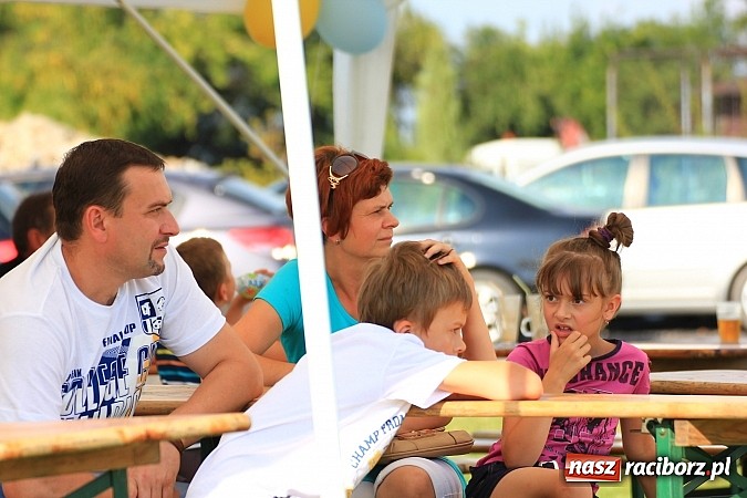 Zdjęcie w galerii na portalu naszraciborz.pl: Festyn sportowy i otwarcie placu zabaw wiadomości z regionu