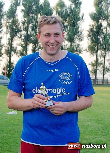 Zdjęcie w galerii na portalu naszraciborz.pl: Przednia zabawa w Owsiszczach. Oldboje Krzyżanowic z Pucharem Wójta wiadomości z regionu
