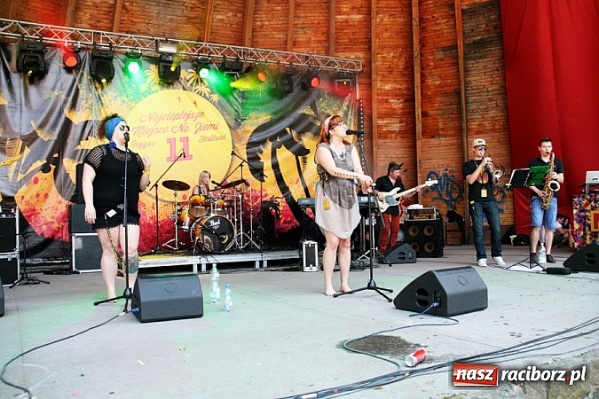 Zdjęcie w galerii na portalu naszraciborz.pl: Wodzisław Śląski: Najcieplejsze Miejsce Na Ziemi! Kamil Bednarek na finał festiwalu reggae wiadomości z regionu