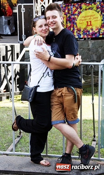 Zdjęcie w galerii na portalu naszraciborz.pl: Wodzisław Śląski: Najcieplejsze Miejsce Na Ziemi! Kamil Bednarek na finał festiwalu reggae wiadomości z regionu