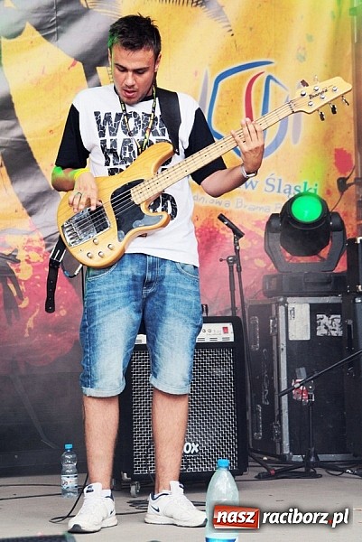 Zdjęcie w galerii na portalu naszraciborz.pl: Wodzisław Śląski: Najcieplejsze Miejsce Na Ziemi! Kamil Bednarek na finał festiwalu reggae wiadomości z regionu