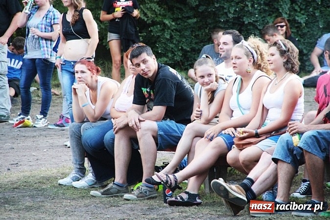 Zdjęcie w galerii na portalu naszraciborz.pl: Wodzisław Śląski: Najcieplejsze Miejsce Na Ziemi! Kamil Bednarek na finał festiwalu reggae wiadomości z regionu