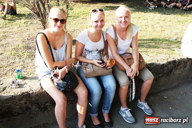 Zdjęcie w galerii na portalu naszraciborz.pl: Wodzisław Śląski: Najcieplejsze Miejsce Na Ziemi! Kamil Bednarek na finał festiwalu reggae wiadomości z regionu