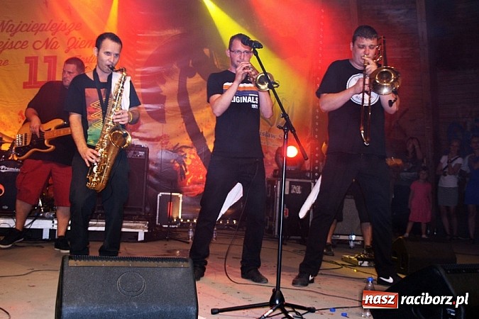 Zdjęcie w galerii na portalu naszraciborz.pl: Wodzisław Śląski: Najcieplejsze Miejsce Na Ziemi! Kamil Bednarek na finał festiwalu reggae wiadomości z regionu