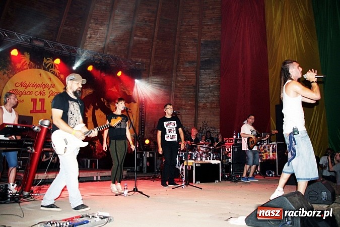 Zdjęcie w galerii na portalu naszraciborz.pl: Wodzisław Śląski: Najcieplejsze Miejsce Na Ziemi! Kamil Bednarek na finał festiwalu reggae wiadomości z regionu