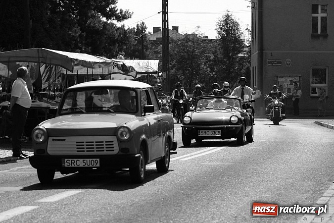 Zdjęcie w galerii na portalu naszraciborz.pl: Korowód motocyklowy w Pogrzebieniu wiadomości z regionu
