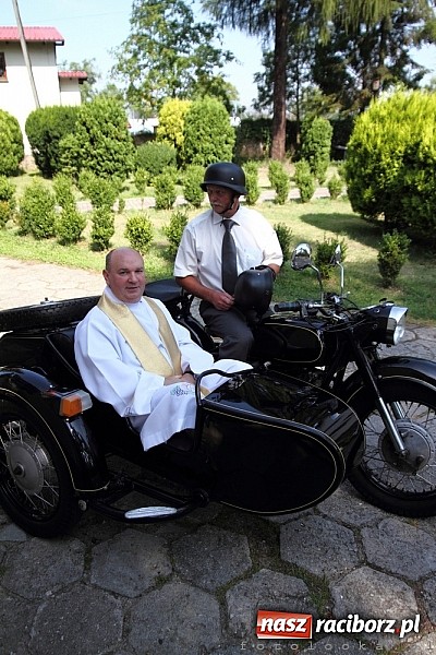 Zdjęcie w galerii na portalu naszraciborz.pl: Korowód motocyklowy w Pogrzebieniu wiadomości z regionu