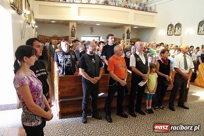 Zdjęcie w galerii na portalu naszraciborz.pl: Korowód motocyklowy w Pogrzebieniu wiadomości z regionu