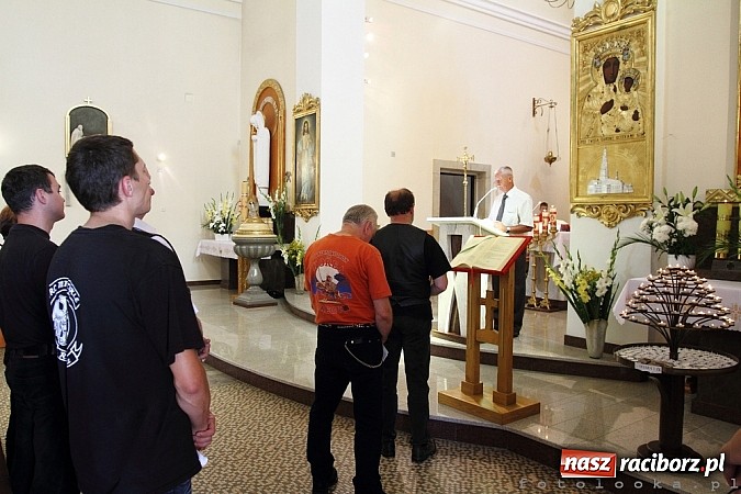 Zdjęcie w galerii na portalu naszraciborz.pl: Korowód motocyklowy w Pogrzebieniu wiadomości z regionu