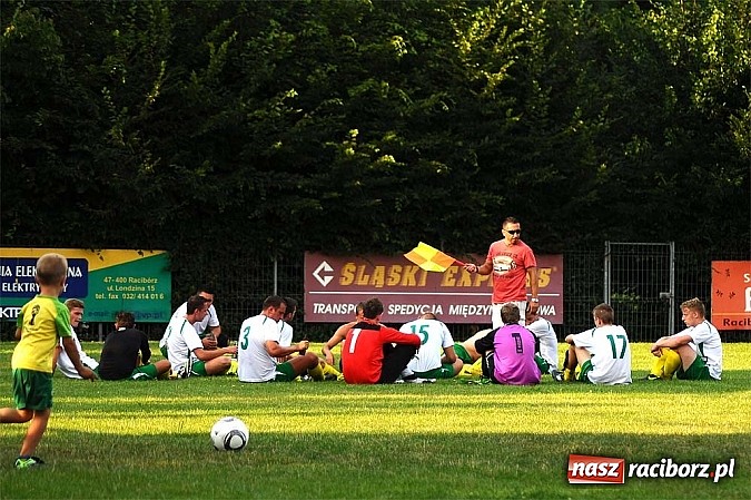 Zdjęcie w galerii na portalu naszraciborz.pl: Ocice lepsze od beniaminka okręgówki wiadomości z regionu