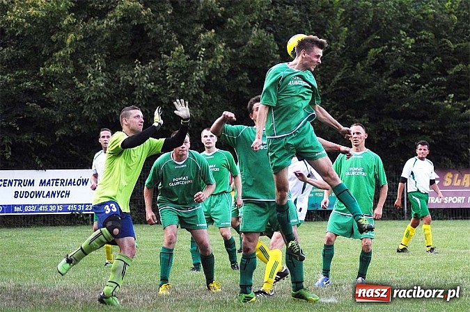 Zdjęcie w galerii na portalu naszraciborz.pl: Ocice lepsze od beniaminka okręgówki wiadomości z regionu