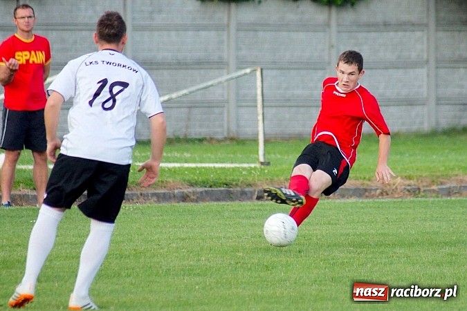 Zdjęcie w galerii na portalu naszraciborz.pl: Tworków bez szans w starciu z Zawadą wiadomości z regionu