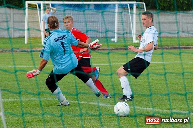 Zdjęcie w galerii na portalu naszraciborz.pl: Tworków bez szans w starciu z Zawadą wiadomości z regionu