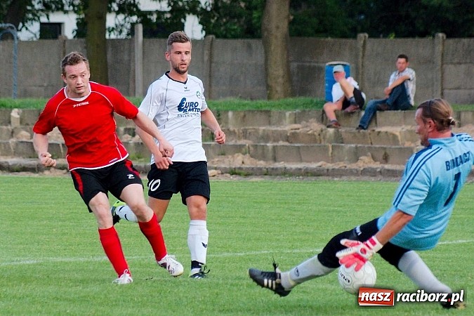 Zdjęcie w galerii na portalu naszraciborz.pl: Tworków bez szans w starciu z Zawadą wiadomości z regionu