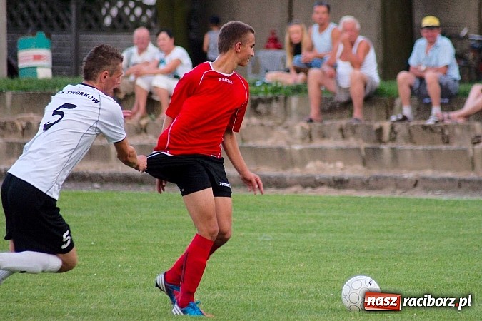 Zdjęcie w galerii na portalu naszraciborz.pl: Tworków bez szans w starciu z Zawadą wiadomości z regionu