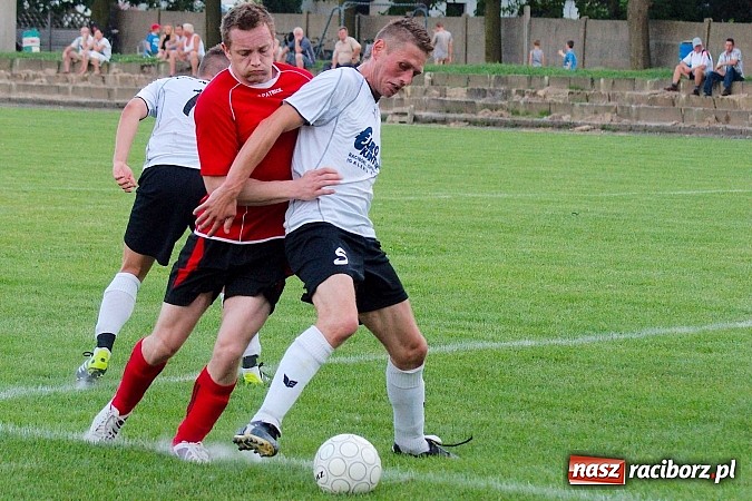 Zdjęcie w galerii na portalu naszraciborz.pl: Tworków bez szans w starciu z Zawadą wiadomości z regionu