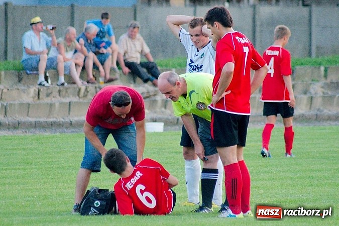 Zdjęcie w galerii na portalu naszraciborz.pl: Tworków bez szans w starciu z Zawadą wiadomości z regionu