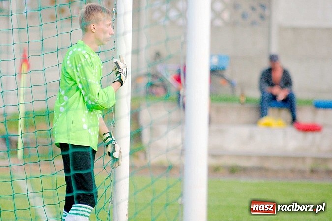 Zdjęcie w galerii na portalu naszraciborz.pl: Tworków bez szans w starciu z Zawadą wiadomości z regionu